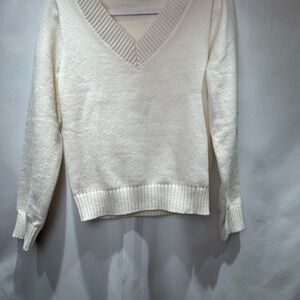 Cream V-Neck Sweater with Ribbed Hem